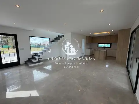 Casa en Venta al Este