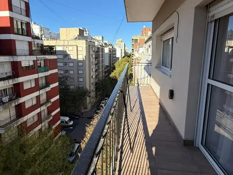 VENTA departamento 3 ambientes con balcón corrido en Plaza Colón, Mar del Plata