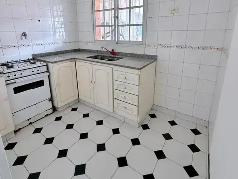 Departamento 3 ambientes con 2 baños