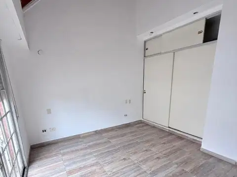 DUPLEX 3 AMBIENTES (tipo casa) - VENTA