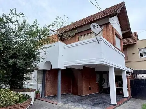 DUPLEX 3 AMBIENTES (tipo casa) - VENTA