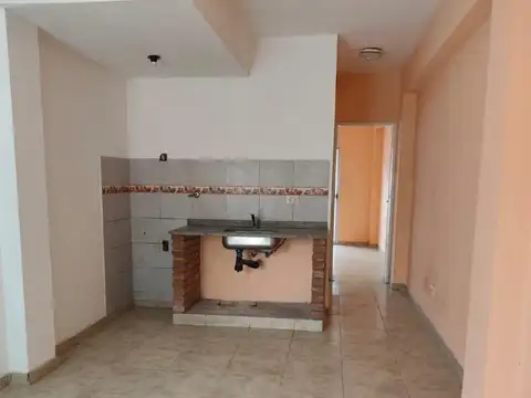 Departamento en Alquiler en Rafael Castillo, $ 400.000