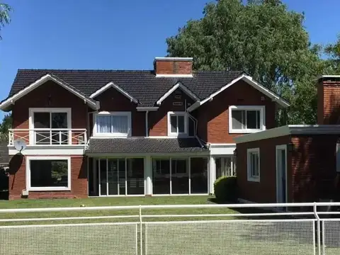 Casa en Venta de 4 dormitorios