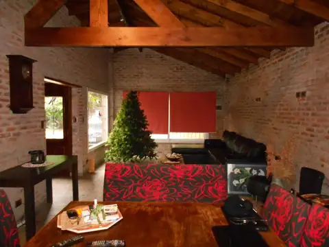 Casa en Venta en Ituzaingo, USD 260.000