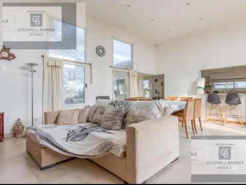 Casa en venta san Sebastián 4 ambientes