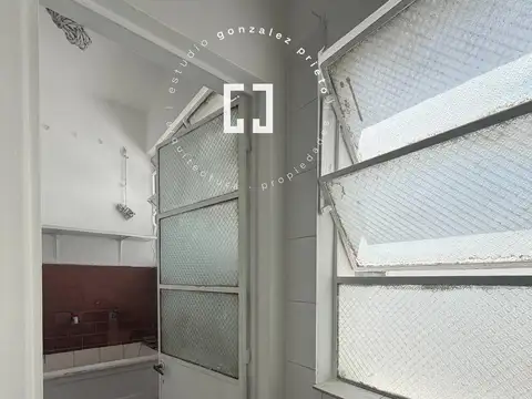 Departamento en Venta en Villa del Parque, USD 69.900