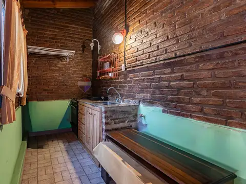 Venta casa con 2 unidades en block multifami Boedo