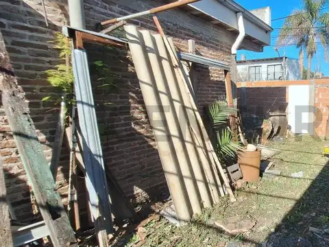 Venta de Lote Estratégico de 300m² con Casa a Demoler - Ideal Desarrollo Inmobiliario / Emprendimien