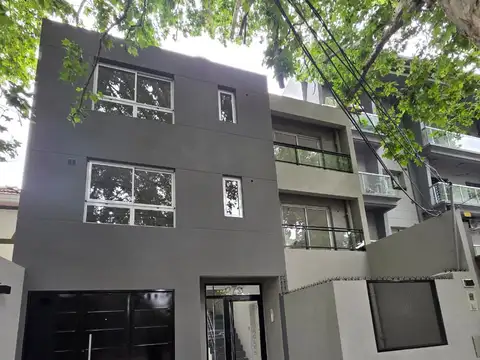 Monoambiente a estrenar en 1er piso. Excelente ubicacion: Pedernera 279, Lomas de Zamora