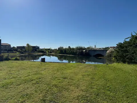 Terreno en Venta de 733,0 m2