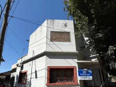 venta Casa 5 ambientes multifamiliar a metros de caba y avenida mitre