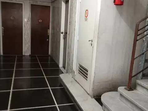 Depto Tipo Casa 2 ambientes con 1 baño
