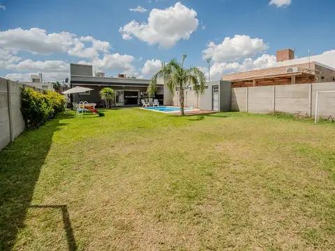 Casa en Venta en Roldan, USD 59.000