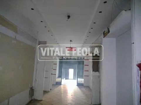 ALQUILER DE LOCAL EN LINIERS ZONA COMERCIAL