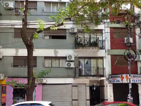 LAS CAÑITAS,  ARCE AL 700,  AMOBLADO 2 AMB, EXCEL UBIC, NO MASCOTAS.