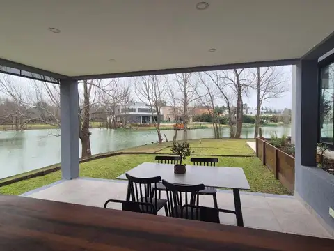 Casa en Alquiler en El Canton - Norte, USD 2.400