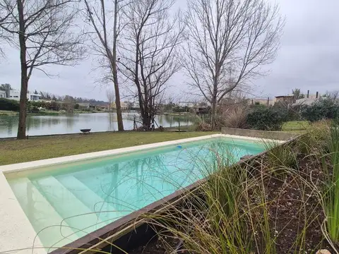 Casa en El Canton - Norte