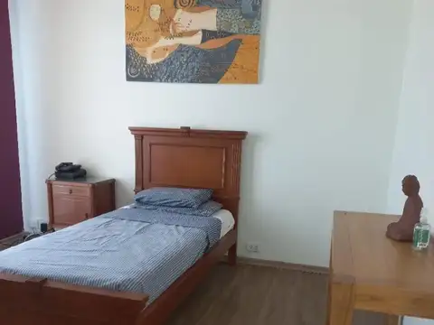 Nicasio Oroño 600, Piso 1