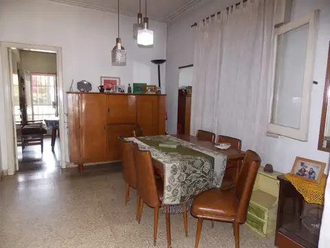 Casa en Venta en Adrogue, USD 199.000