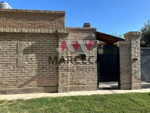 Venta de Casa 3 DORMITORIOS en La Herradura, Plottier