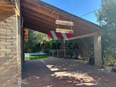 Las Margaritas 3700