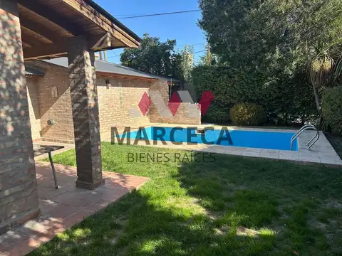 Casa en Venta en Plottier, USD 190.000