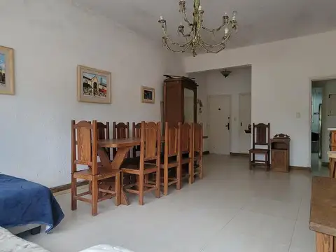Departamento 10 ambientes con 3 baños