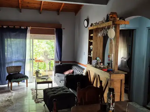 Renque Cura 1800, Piso 1