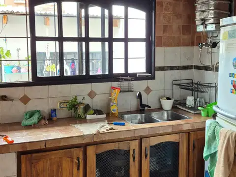 Depto Tipo Casa en Venta en Monte Castro, USD 220.000