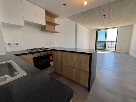 Venta - Pellegrini 1700. 3 dormitorios con balcón