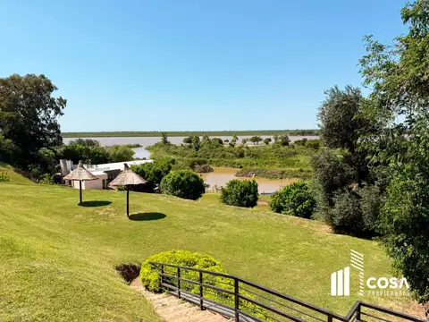 Alquiler Casa 3 dormitorios amoblada con jardín y piscina Puerto Paraíso General Lagos