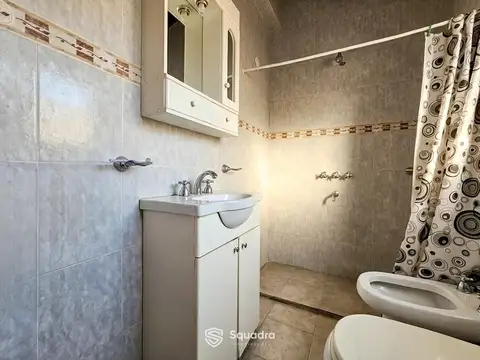 Casa 4 ambientes con 1 baño