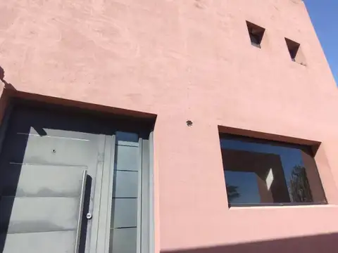Quinta en Venta en 25 De Mayo, USD 120.000