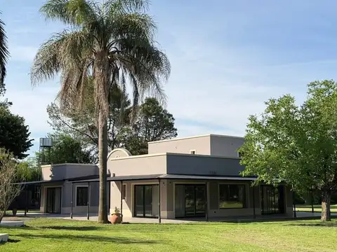 Venta casa 4 ambientes en Chacras del Molino. Exaltacion de la Cruz. Financiación