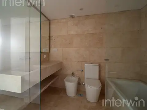 Departamento 5 ambientes con 3 baños