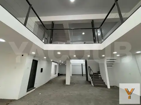 Edificio Comercial en alquiler - 3 Plantas - La Plata