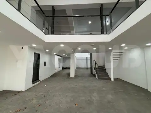 Edificio Comercial en alquiler - 3 Plantas - La Plata 