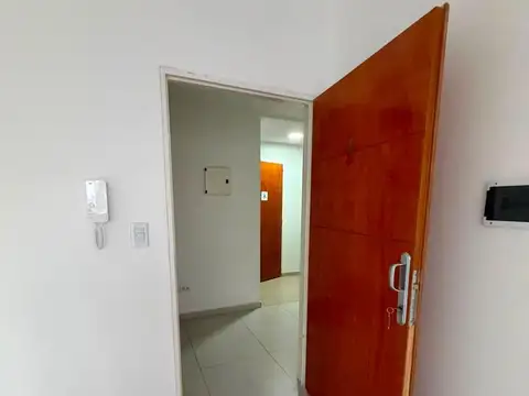 Oficina en Alquiler al Este