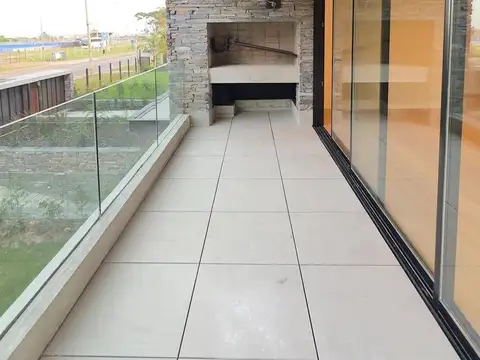 Departamento en Alquiler de 3 dormitorios