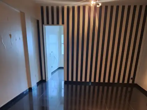 Sarmiento 1600, Piso 2