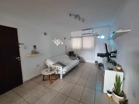 Departamento en Venta en Alberdi, USD 38.000
