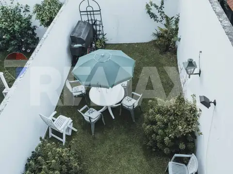Casa 6 ambientes con 3 baños