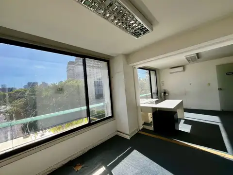 Oficina en Venta al Oeste