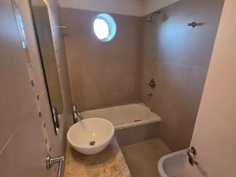 Alvarez Thomas 3200, Piso 17