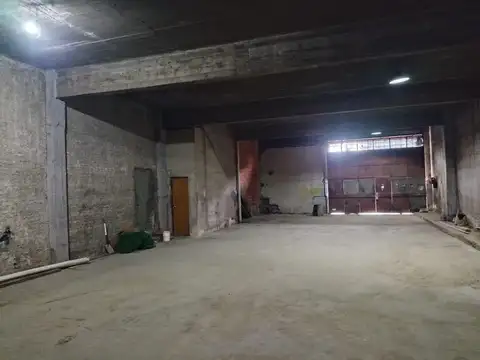 Galpon en Alquiler en Villa Lynch, $ 790.000