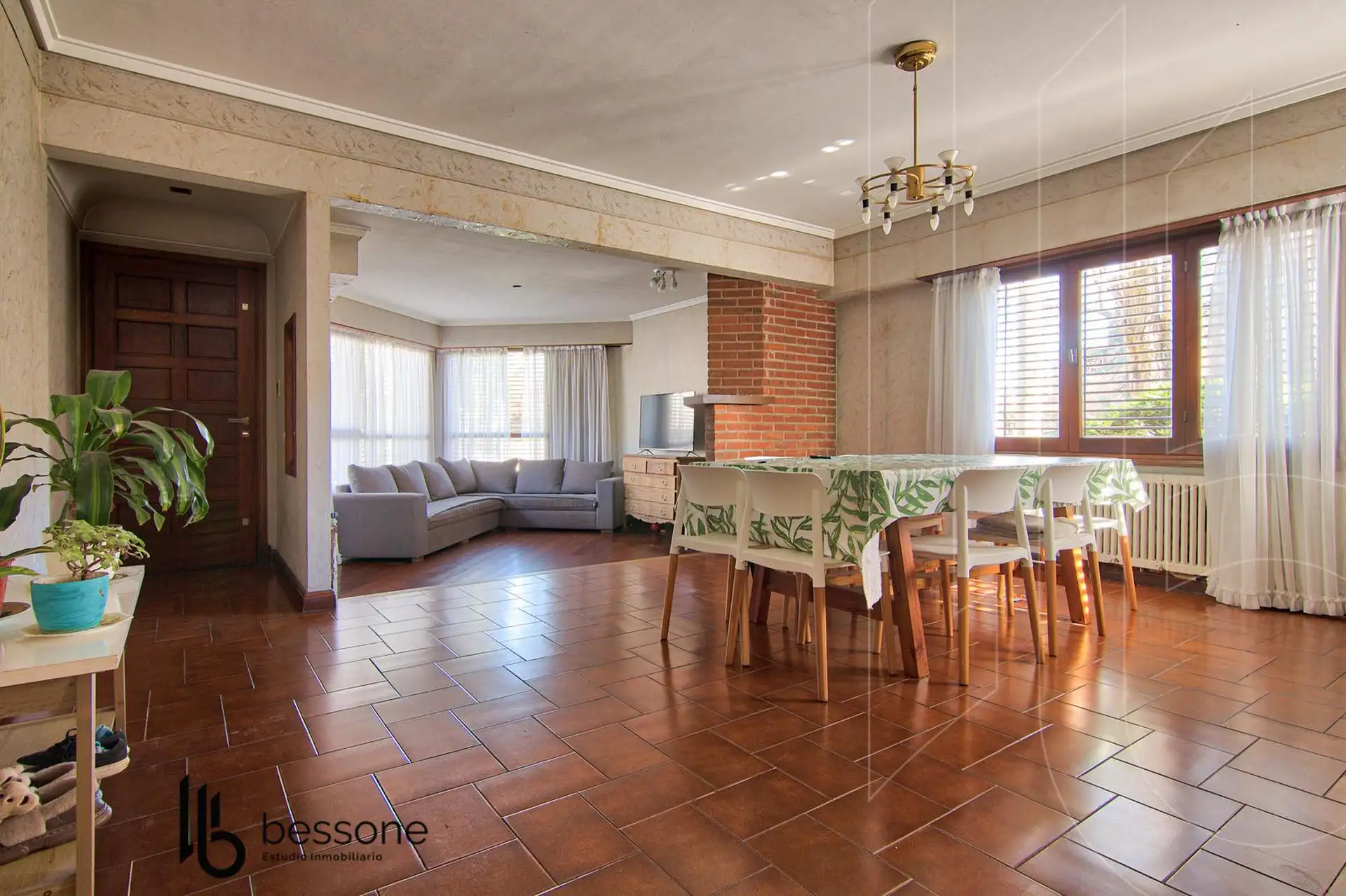 Chalet 5 Ambientes Parque Garage Pinos de Anchorena Apto Credito