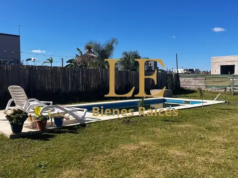 Casa 5 ambientes con 3 baños