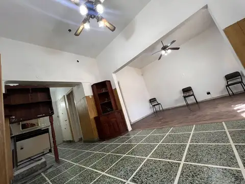 Casa 3 ambientes con 2 baños