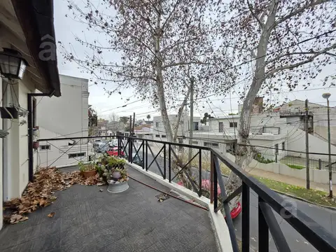 Depto Tipo Casa en Venta con 1 cocheras
