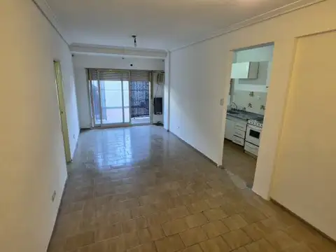 VENTA DEPARTAMENTO MONOAMBIENTE CON TERRAZA PROPIA RAMOS MEJIA